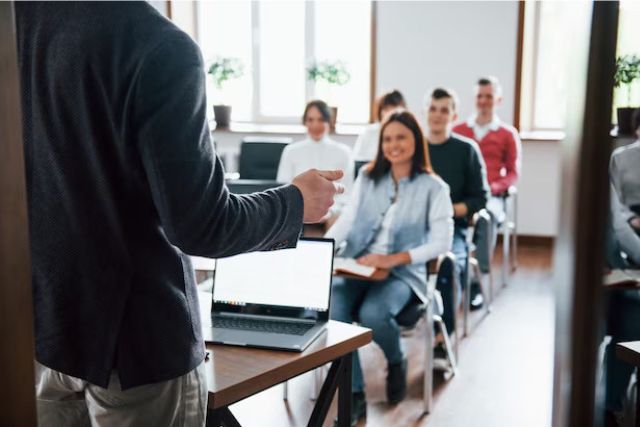 Como funciona o exame de avaliação de títulos e como se preparar?