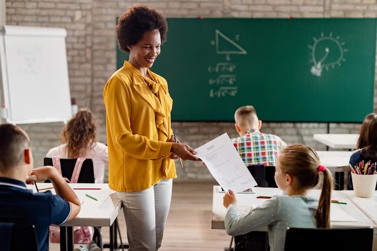 Cursos online para licença capacitação de professores: promova sua carreira no setor público